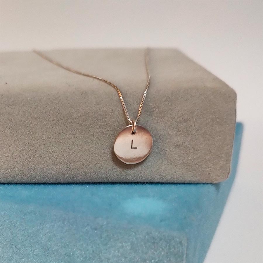 Pingente com letra em prata 950